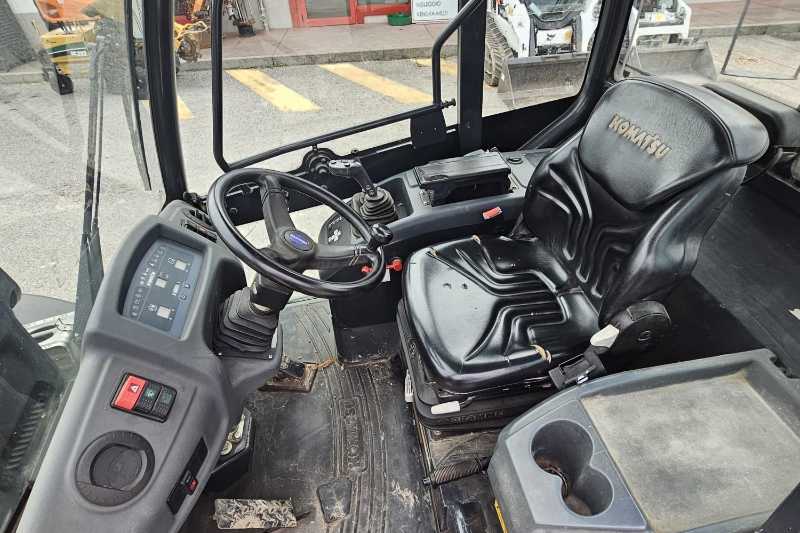 OmecoHub - Immagine KOMATSU WA70-7